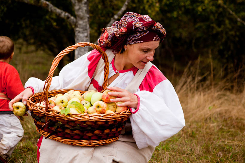 Fort Ross Harvest Festival 2011_Tomas Pacha_16336271651.jpg